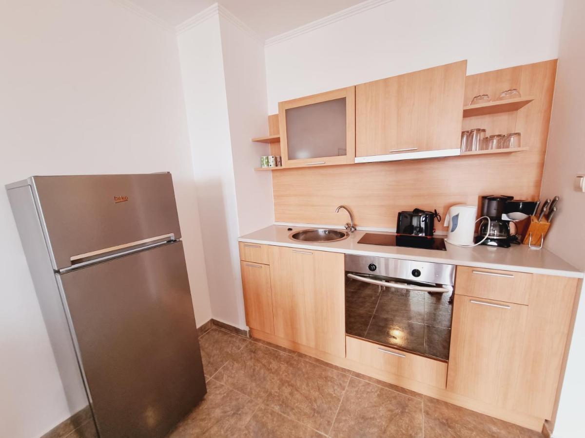 Modern 1Bd At Watermill Apartment Complex Szveti Vlasz Kültér fotó