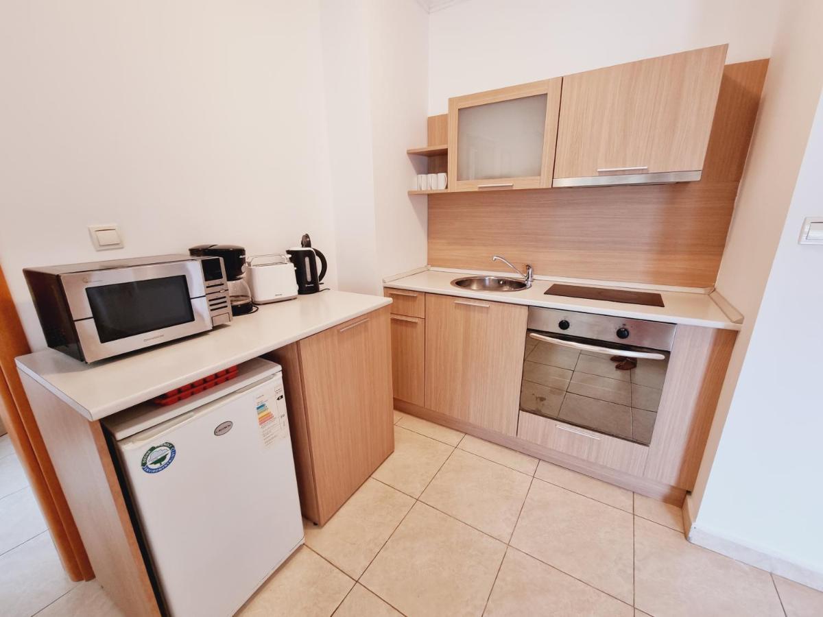 Modern 1Bd At Watermill Apartment Complex Szveti Vlasz Kültér fotó