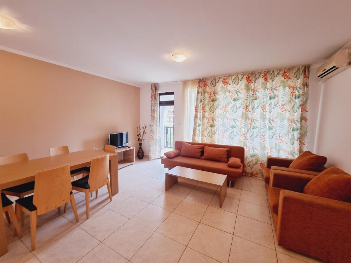 Modern 1Bd At Watermill Apartment Complex Szveti Vlasz Kültér fotó