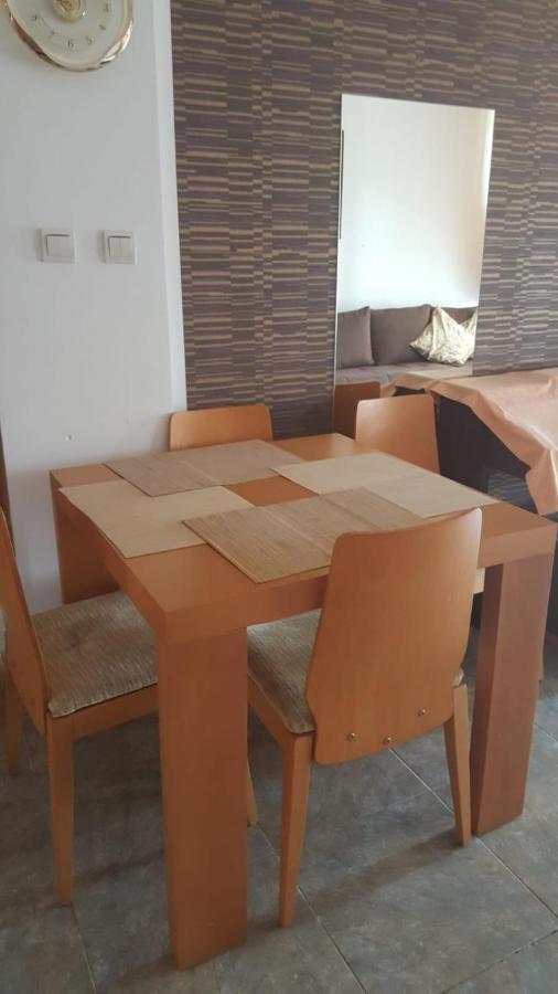 Modern 1Bd At Watermill Apartment Complex Szveti Vlasz Kültér fotó